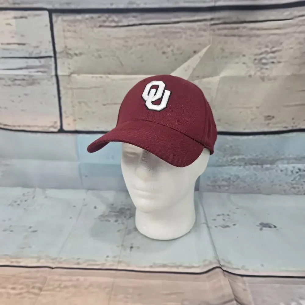 Oklahoma Sooners OU Crimson Hat Striped Stretch One Fit OSFA Baseball Cap TOW
